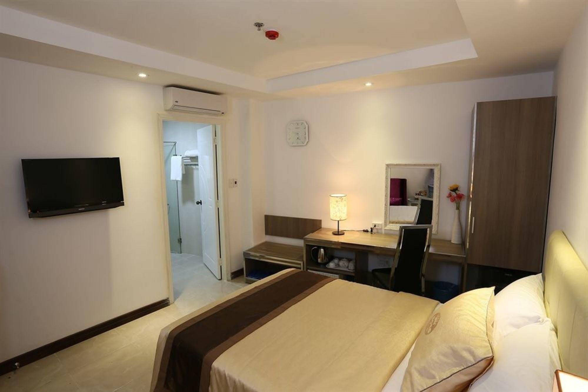 A25 Hotel - 14 Pho Duc Chinh Thành Pho Ho Chí Minh Esterno foto